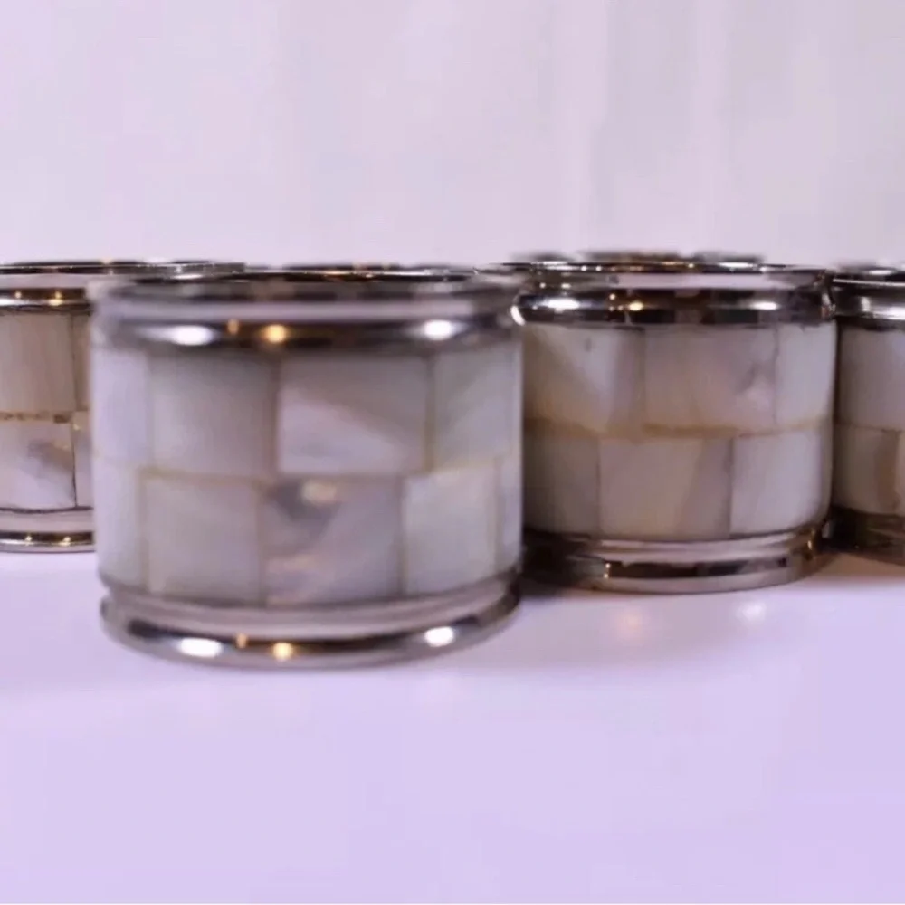 Napkin Rings Mother of Pearl Shell with Silver Bands Set of 4 in the box New